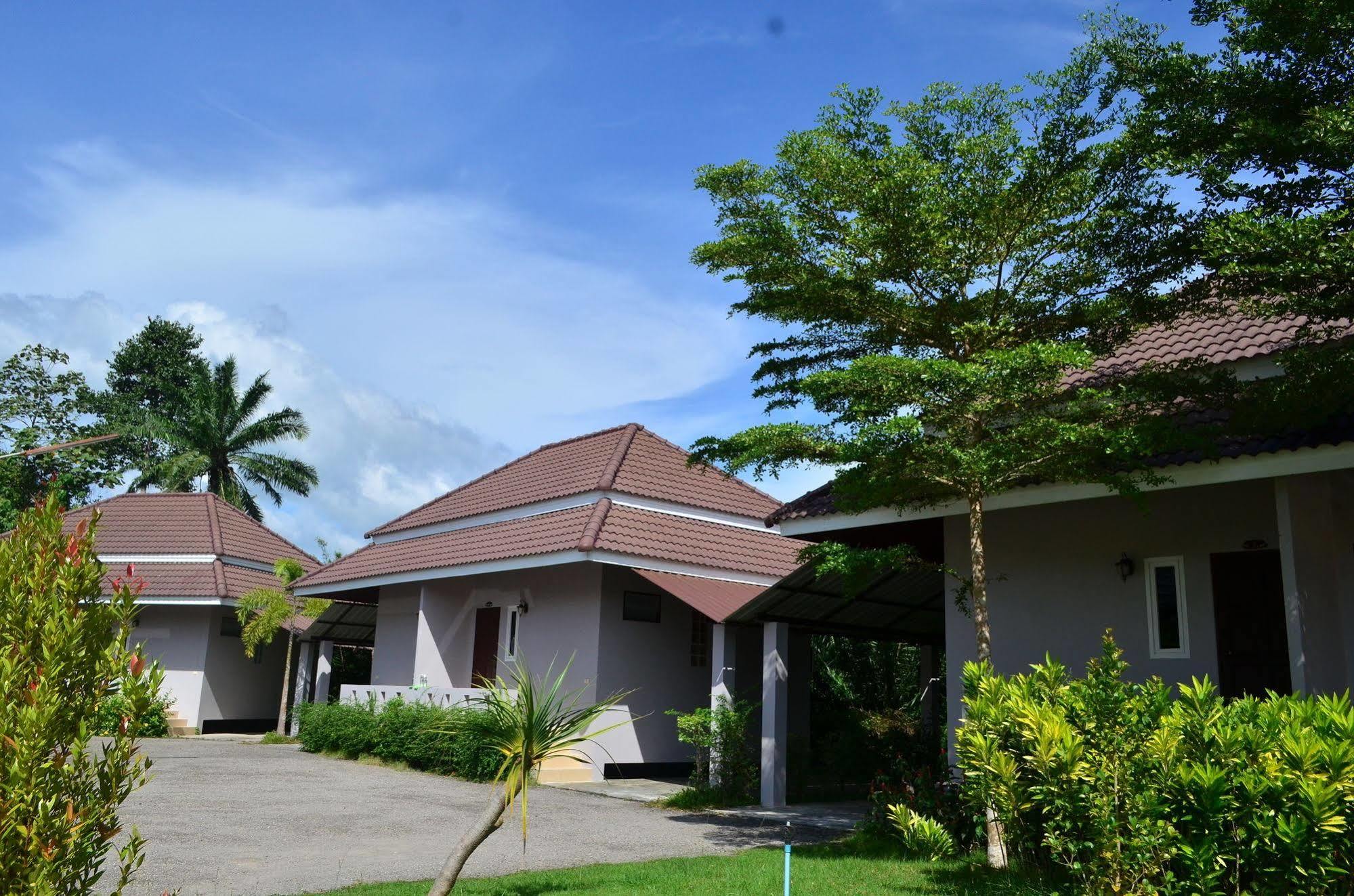 קראבי Baansuan Rimnam Resort מראה חיצוני תמונה